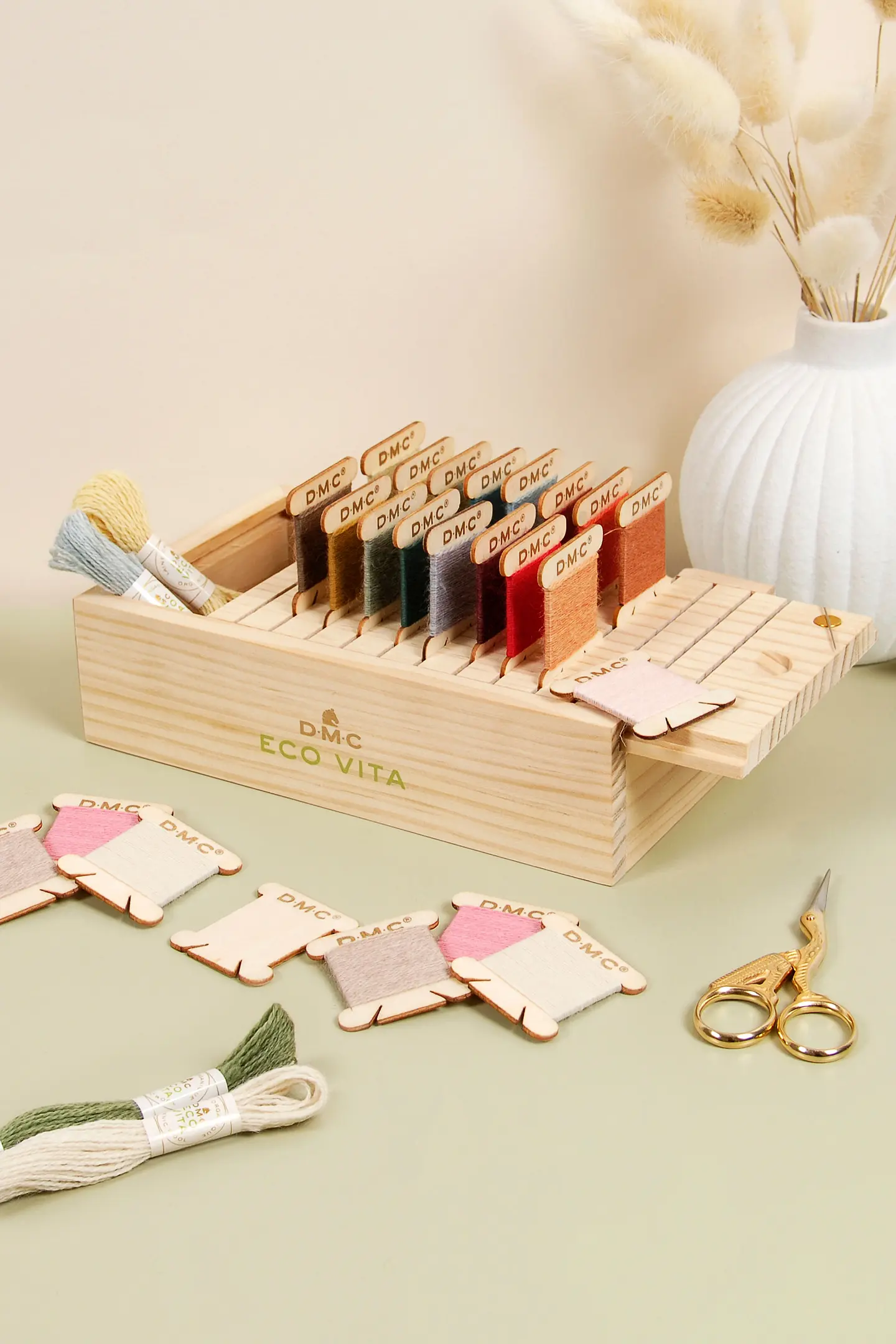 Eco Vita, Caixa em madeira com 24 cartões para meadas